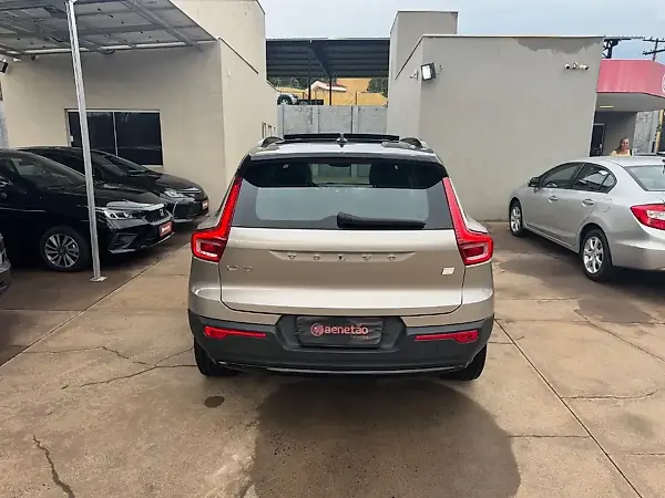 Volvo XC40 - Imagem 5