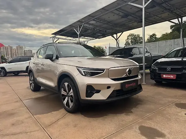 Volvo XC40 - Imagem 7