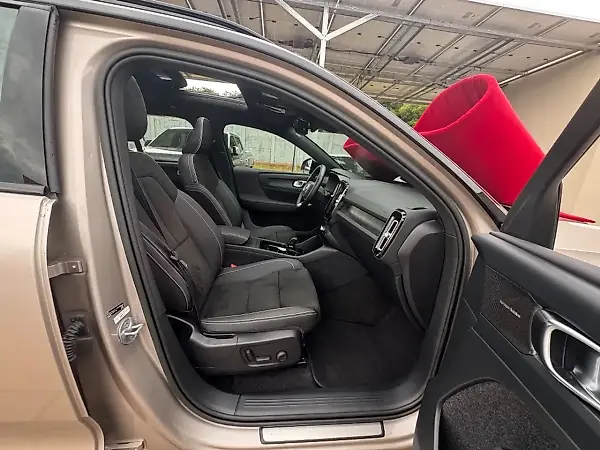 Volvo XC40 - Imagem 12