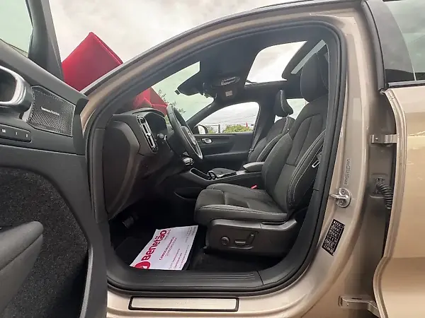 Volvo XC40 - Imagem 16