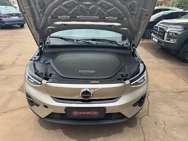 Volvo XC40 - Imagem 18