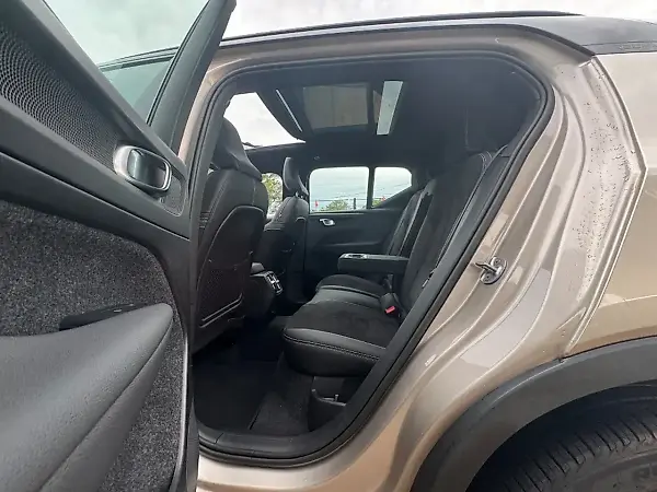 Volvo XC40 - Imagem 17