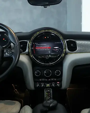 Mini Cooper SE - Imagem 10