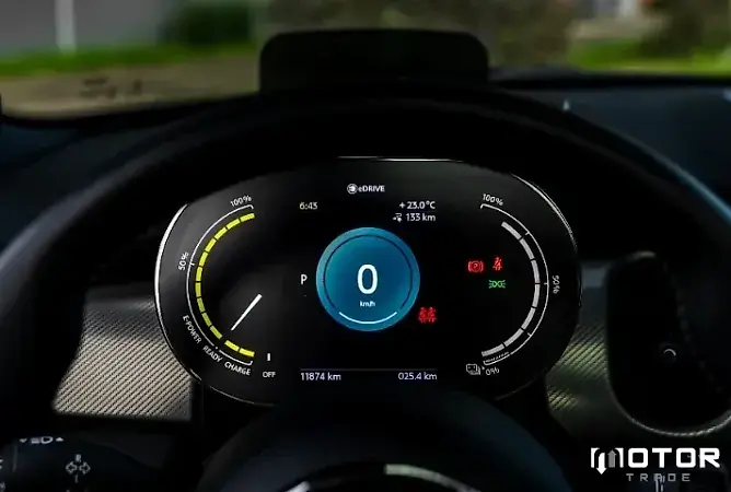 Mini Cooper SE - Imagem 7