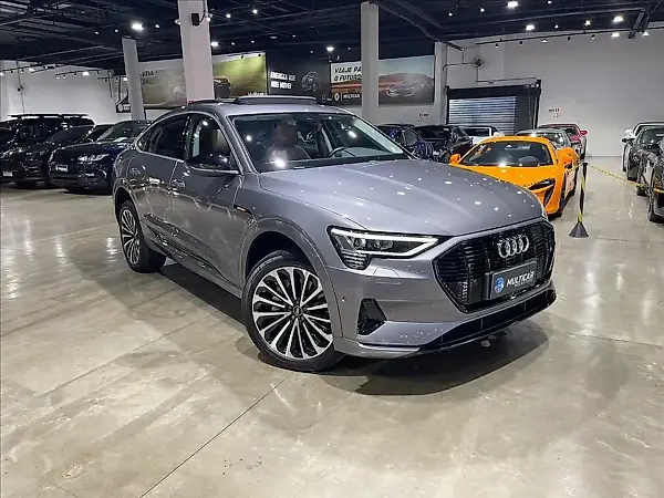Audi E-tron Sportback - Imagem 1