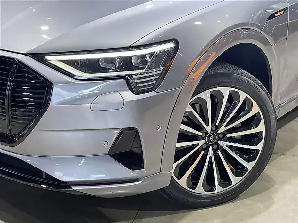 Audi E-tron Sportback - Imagem 7