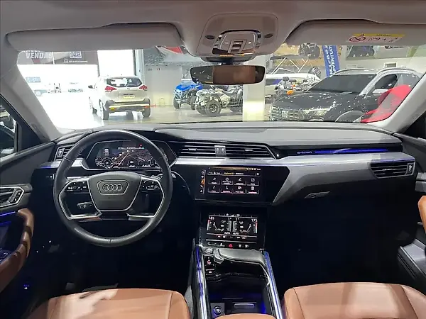 Audi E-tron Sportback - Imagem 10