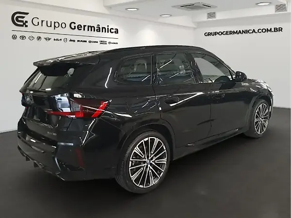 BMW IX1 - Imagem 4