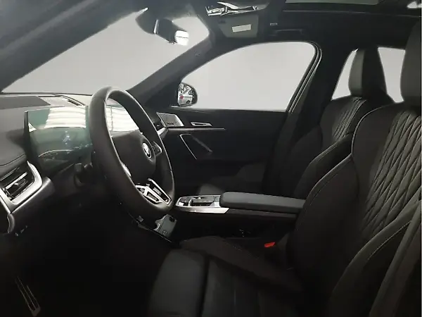 BMW IX1 - Imagem 7