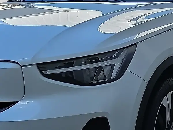 Volvo XC40 Recharge - Imagem 5