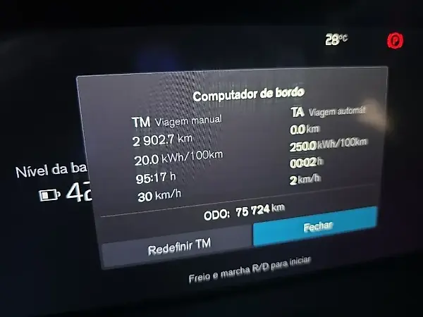 Volvo XC40 Recharge - Imagem 13
