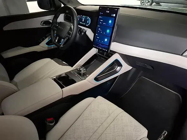 BYD Yuan Pro - Imagem 8