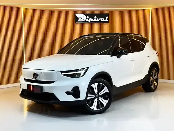 Volvo XC40 Recharge - Imagem 1