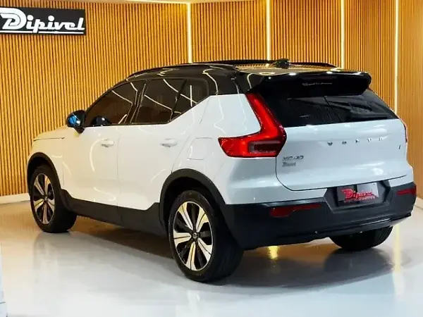Volvo XC40 Recharge - Imagem 5