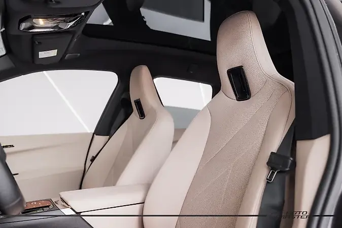 BMW Ix - Imagem 7