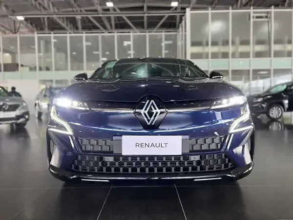 Renault Megane E-tech Electric - Imagem 2