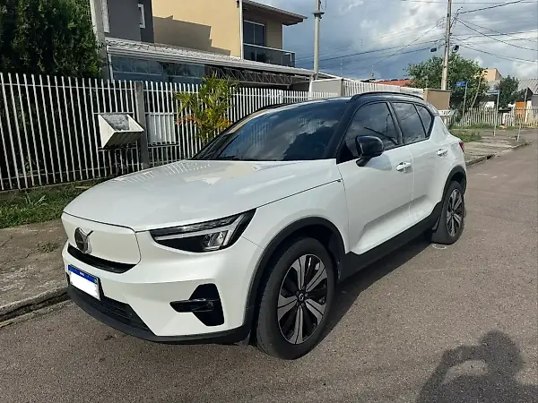 Volvo XC40 Recharge - Imagem 6