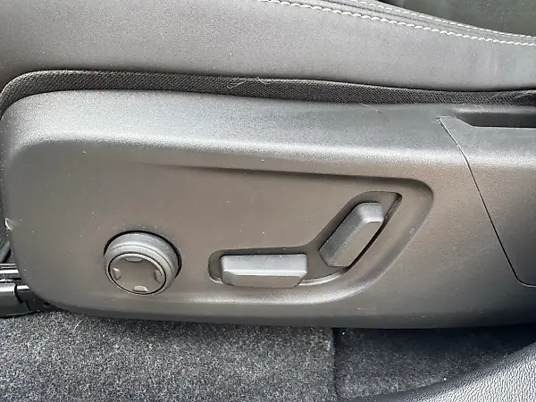 Volvo XC40 Recharge - Imagem 12