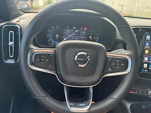 Volvo XC40 Recharge - Imagem 15