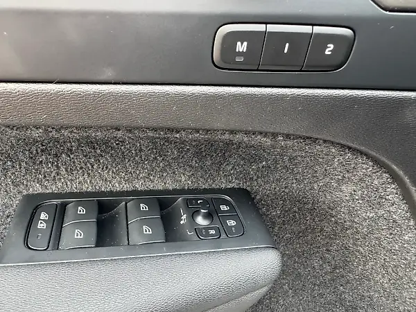 Volvo XC40 Recharge - Imagem 19