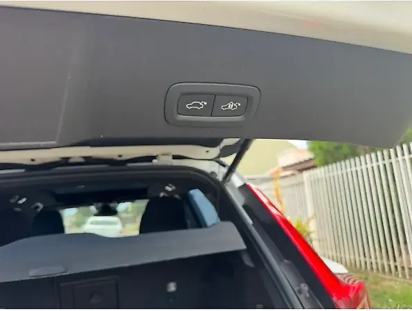 Volvo XC40 Recharge - Imagem 20
