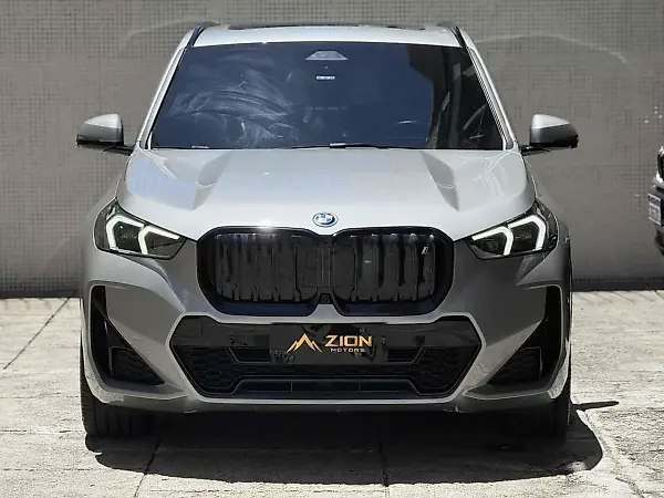 BMW IX1 - Imagem 2
