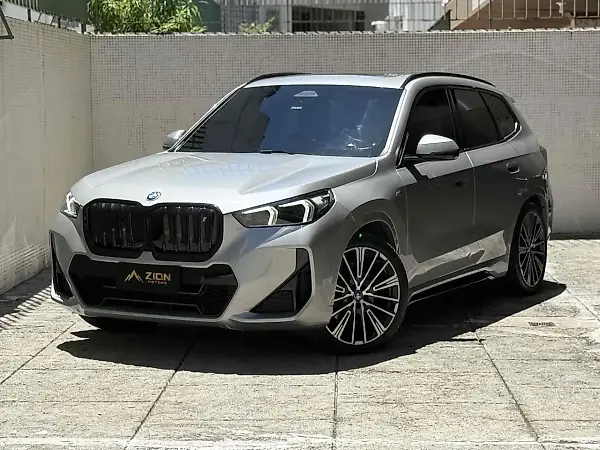 BMW IX1 - Imagem 3