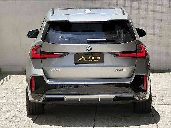 BMW IX1 - Imagem 5