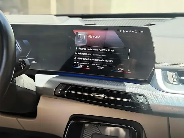BMW IX1 - Imagem 14