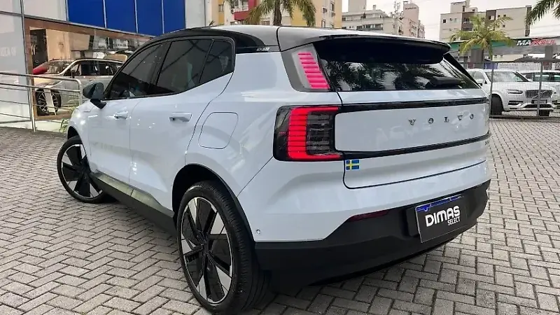 Volvo EX30 - Imagem 6