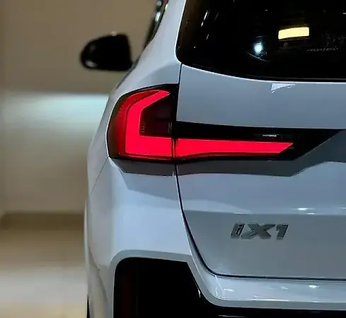 BMW IX1 - Imagem 8
