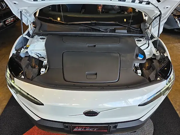 Volvo EX30 - Imagem 12