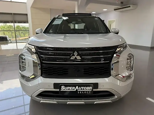 Mitsubishi Outlander - Imagem 2