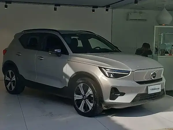 Volvo XC40 Recharge - Imagem 3