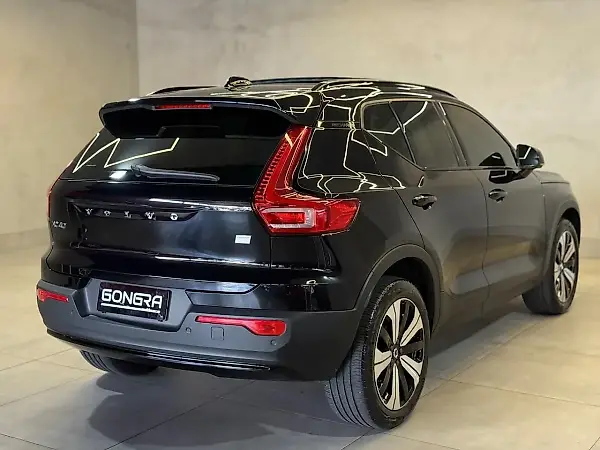 Volvo XC40 Recharge - Imagem 5
