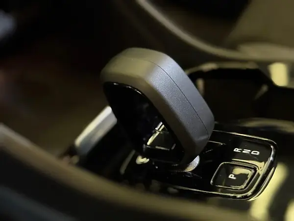 Volvo XC40 Recharge - Imagem 17