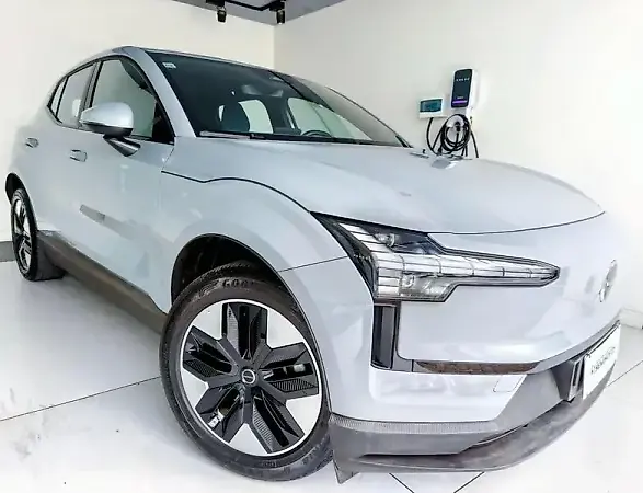 Volvo EX30 - Imagem 4