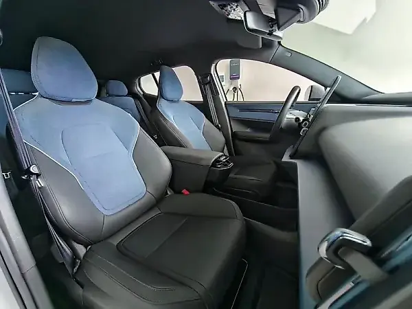 Volvo EX30 - Imagem 14