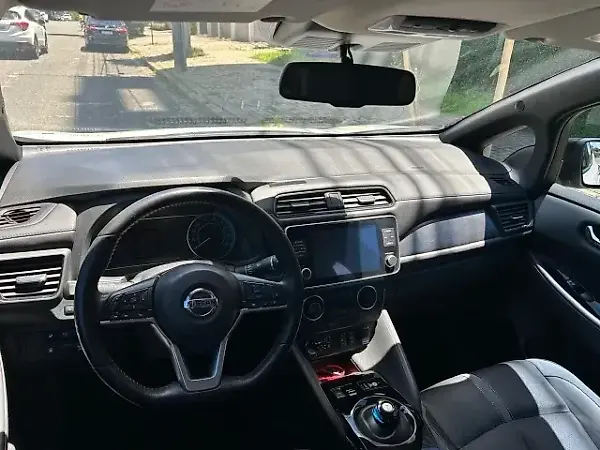 Nissan Leaf - Imagem 11