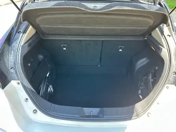 Nissan Leaf - Imagem 13