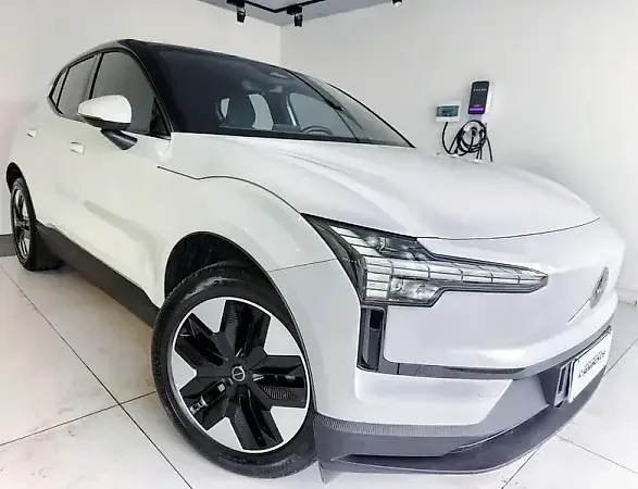 Volvo EX30 - Imagem 4