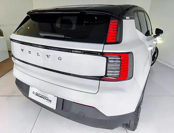 Volvo EX30 - Imagem 8