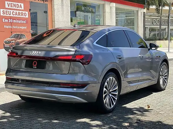 Audi E-tron Sportback - Imagem 7