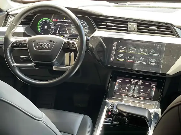 Audi E-tron Sportback - Imagem 20