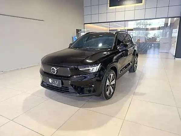Volvo XC40 Recharge - Imagem 1