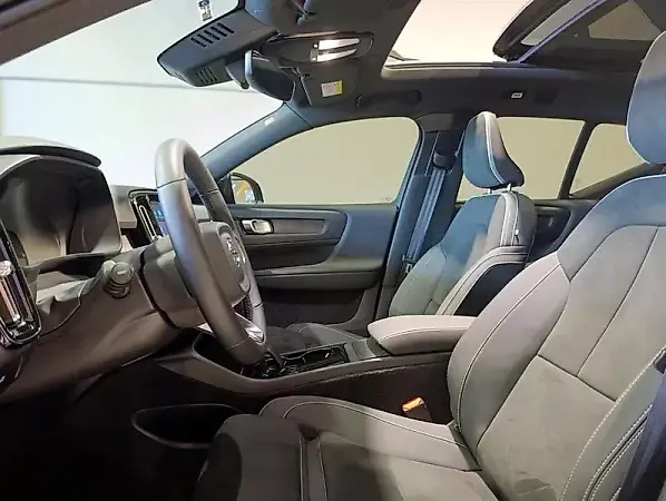 Volvo XC40 Recharge - Imagem 17