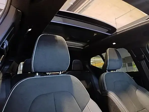 Volvo XC40 Recharge - Imagem 15