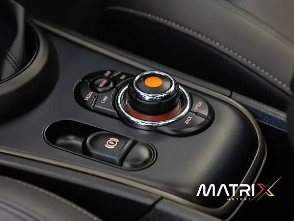 Mini Cooper SE - Imagem 15
