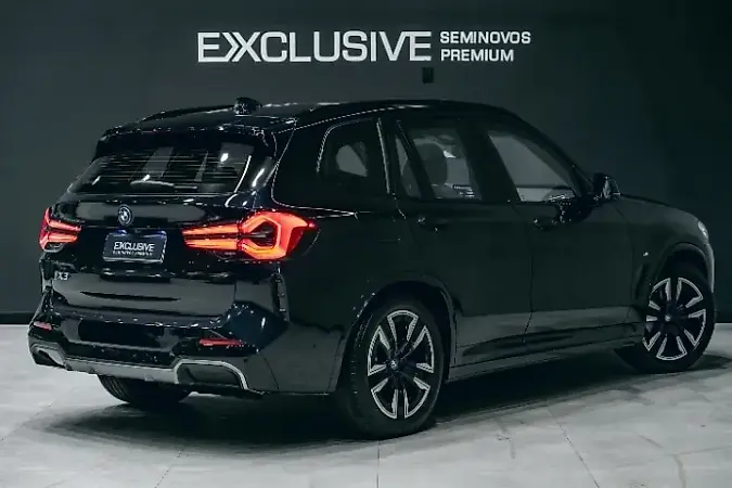 BMW IX3 - Imagem 4