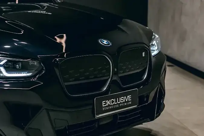 BMW IX3 - Imagem 2